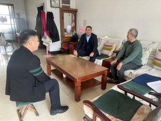 2026年春节前夕走访慰问离退...